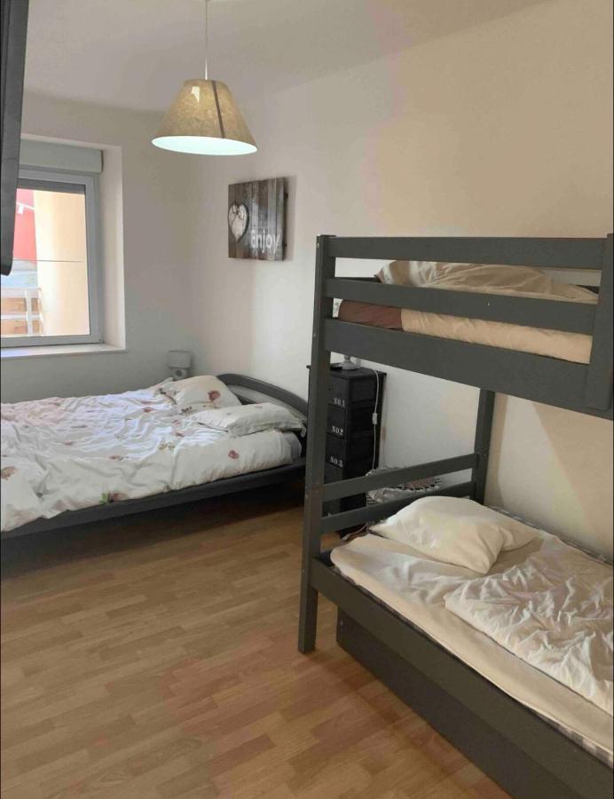 Magnifique T3 Avec Balcon Vue Montagne , Plein Centre Et Proche Du Lac Gérardmer Exterior foto